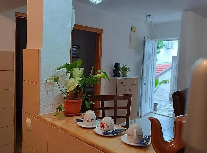 3-bedroom Newhome Apartment